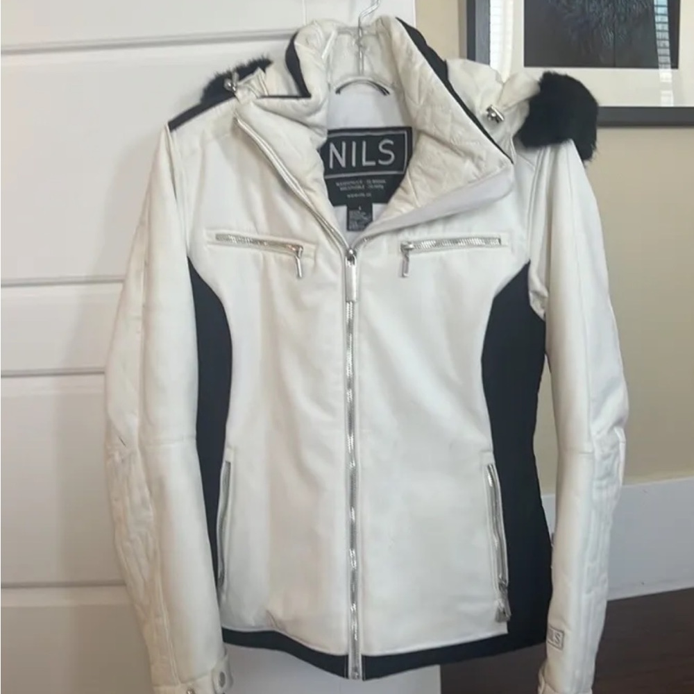 Nils Woman Ski Jacket with removable faux trimmed hood.